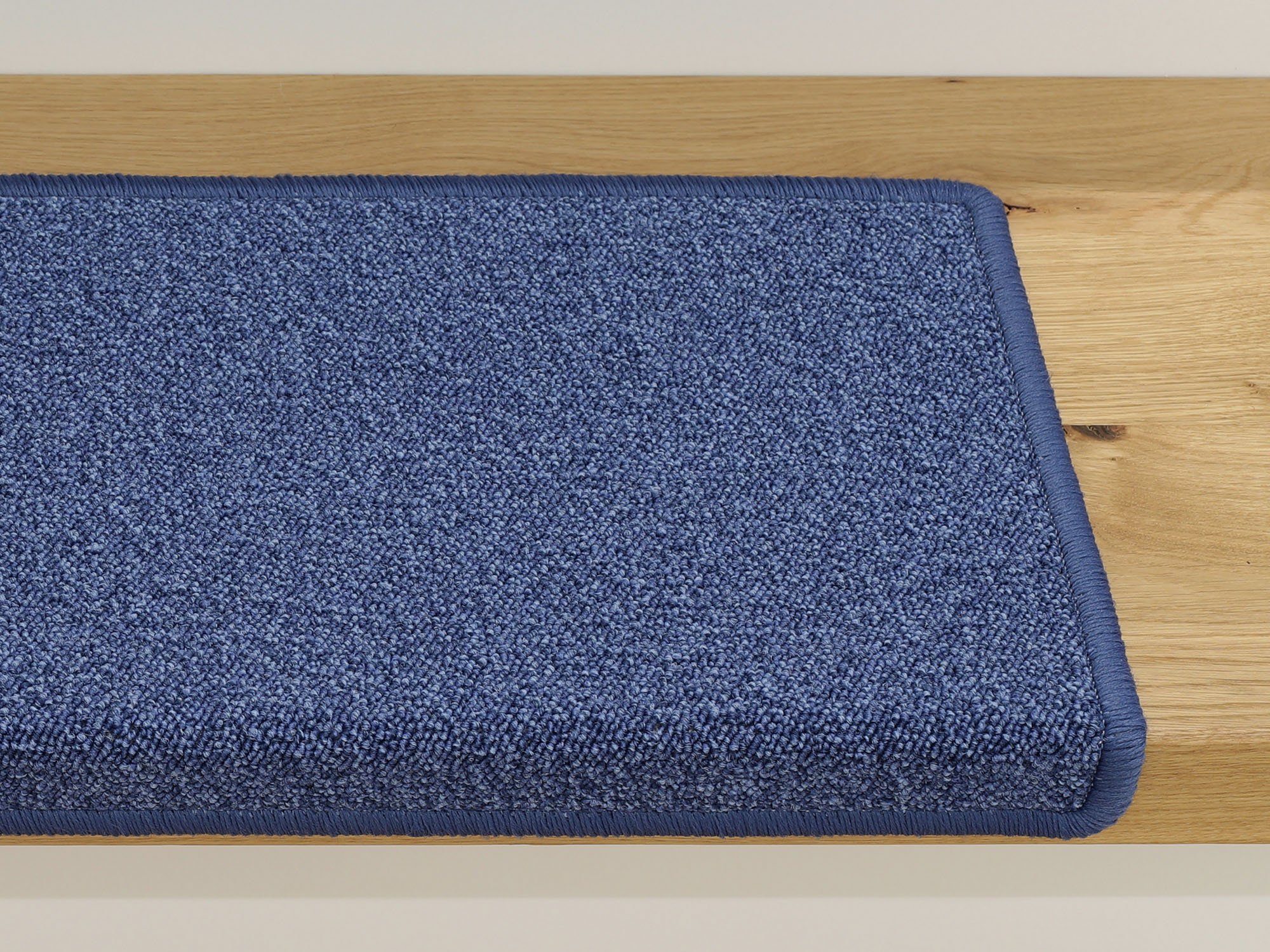 Ruxedo-Anteo-Kurzflor-Stufenmatte-Kettel-light-blueSTBE_stufe-kettel