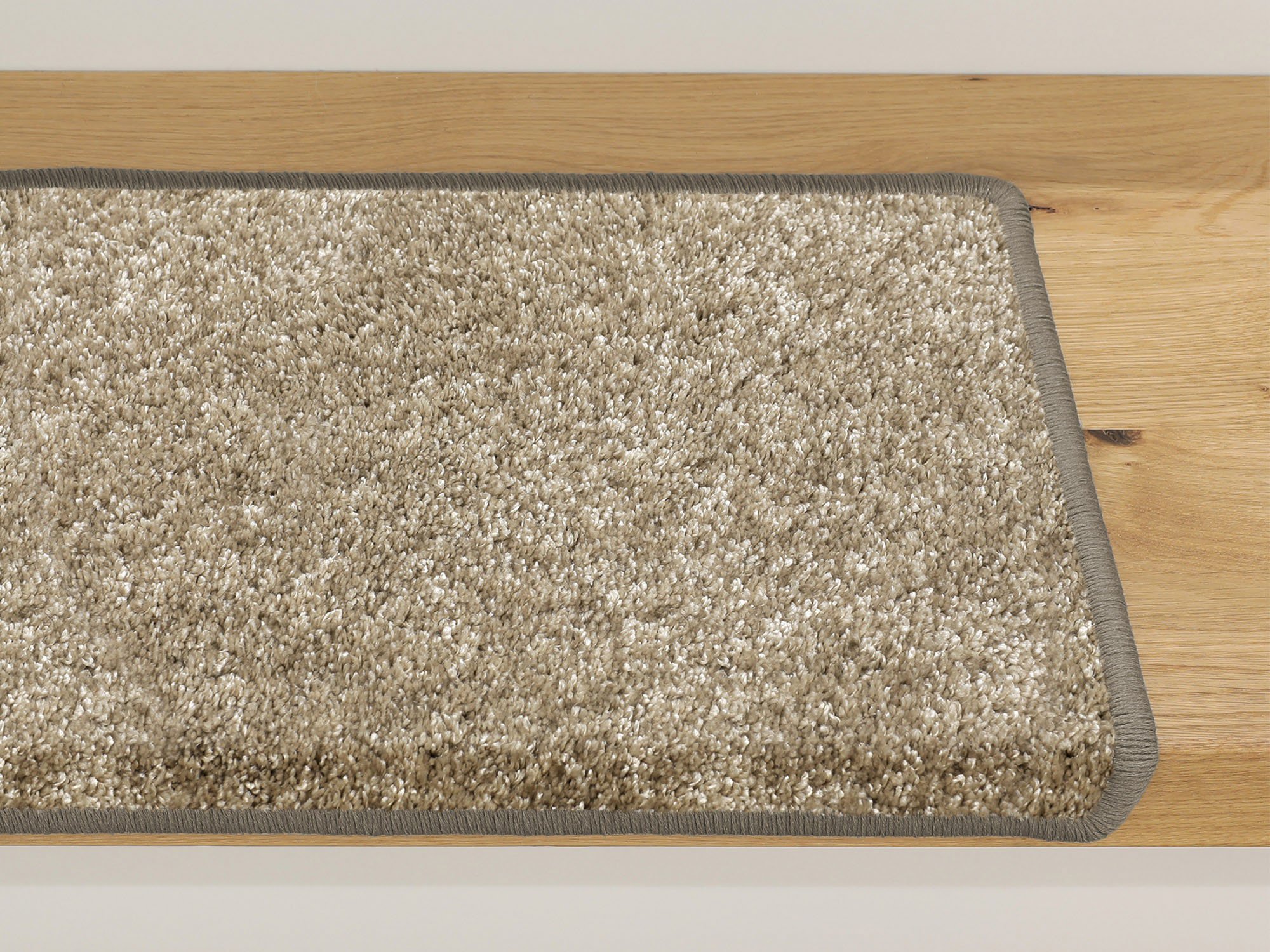 Ruxedo-Amanda-Hochflor-Stufenmatte-Kettel-crema-STBE_stufe-kettel