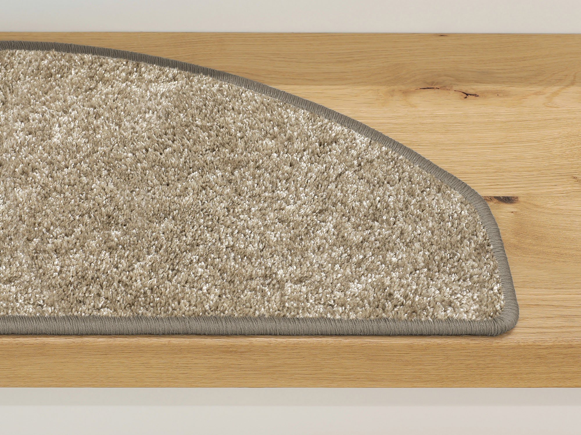 Ruxedo-Amanda-Hochflor-Stufenmatte-Kettel-crema-STOAE_stufe-kettel