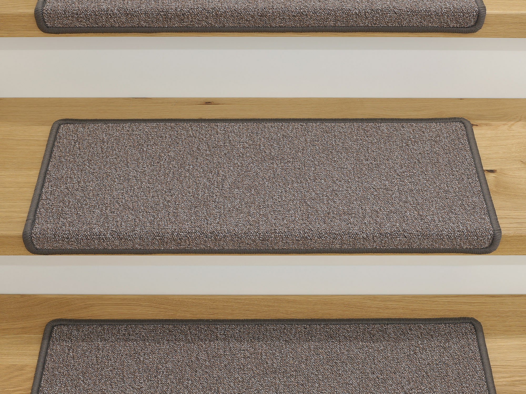 Ruxedo-Anteo-Kurzflor-Stufenmatte-Kettel-brownSTBC_stufe-kettel