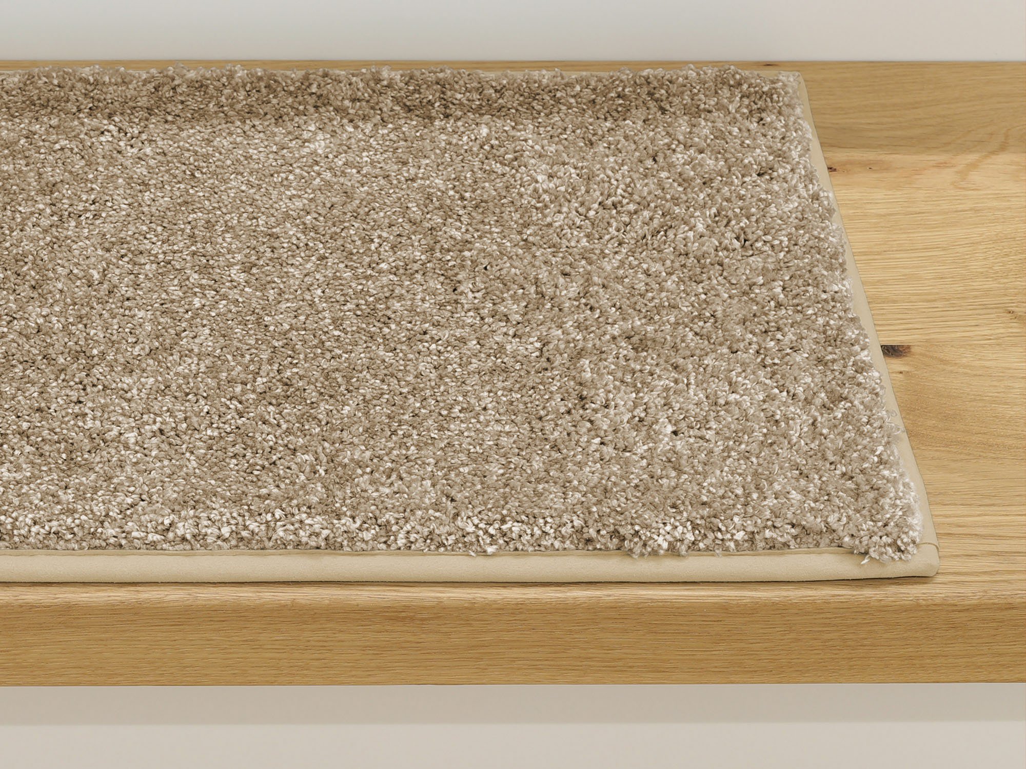 Ruxedo-Amanda-Hochflor-Stufenmatte-Paspel-cremaSTOBE_stufe-paspel