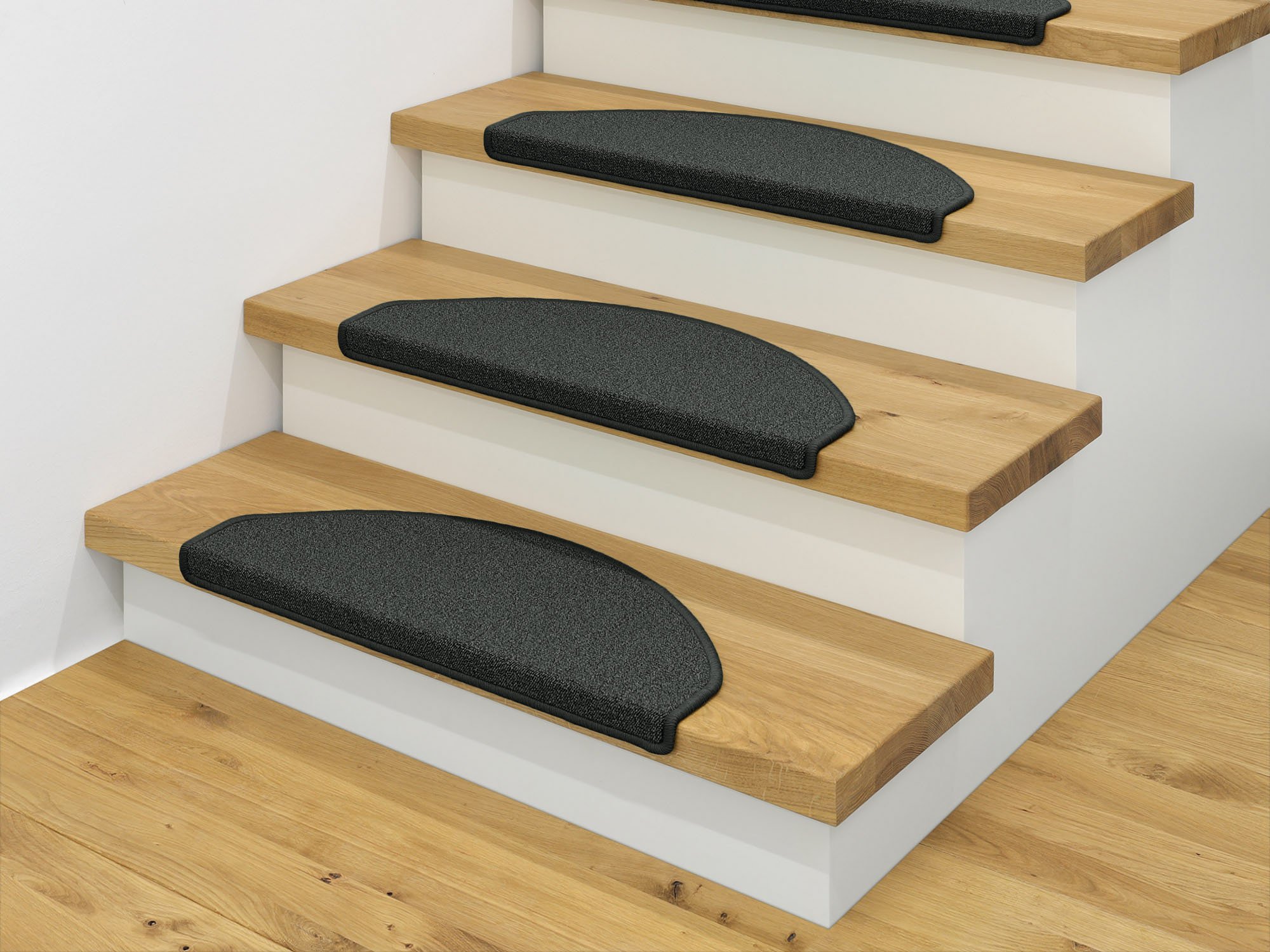 Ruxedo-Anteo-Kurzflor-Stufenmatte-Kettel-blackSTA_stufe-kettel