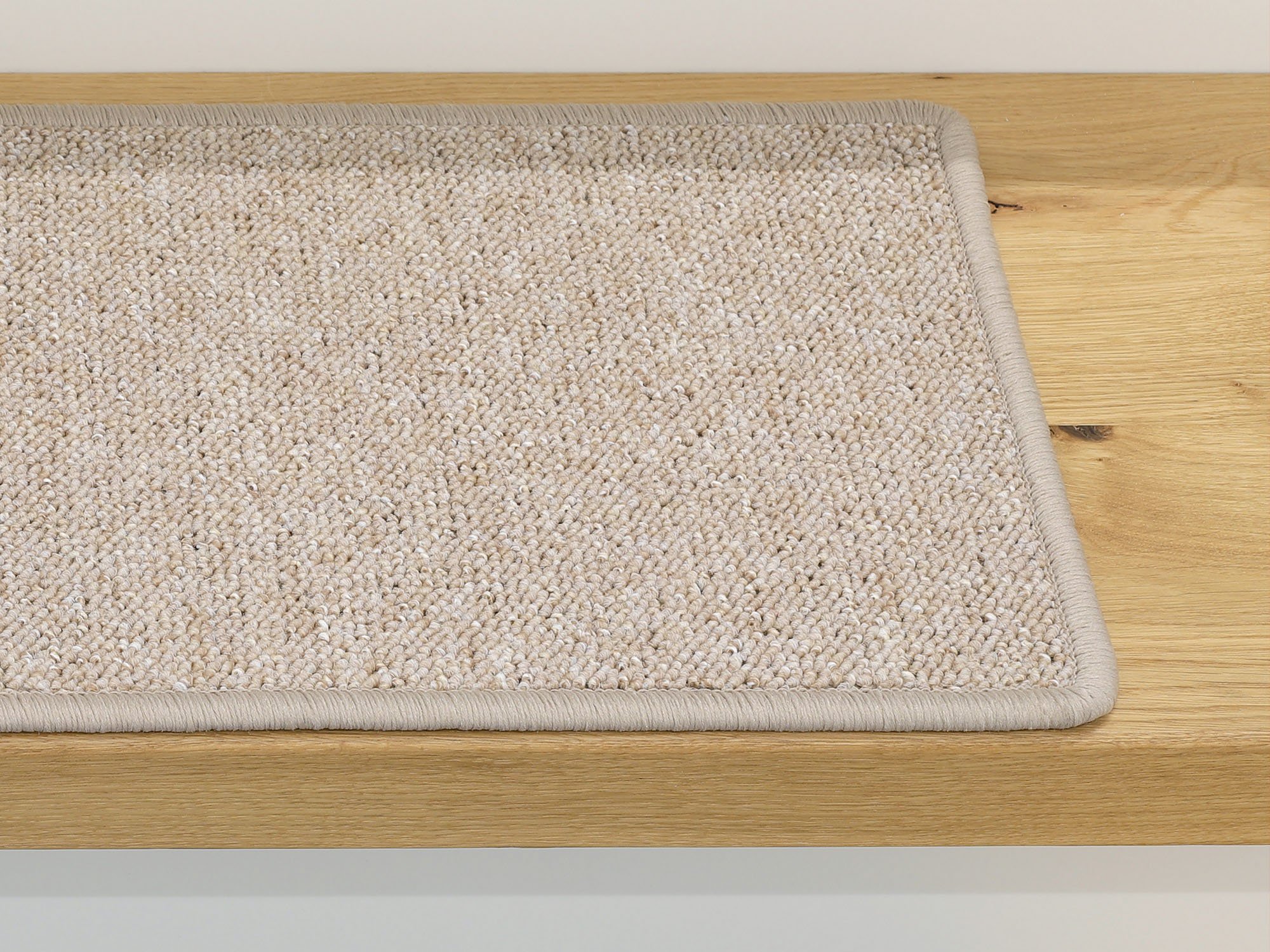 Ruxedo-Elias-Kurzflor-Stufenmatte-Kettel-beigeSTOBE_stufe-kettel