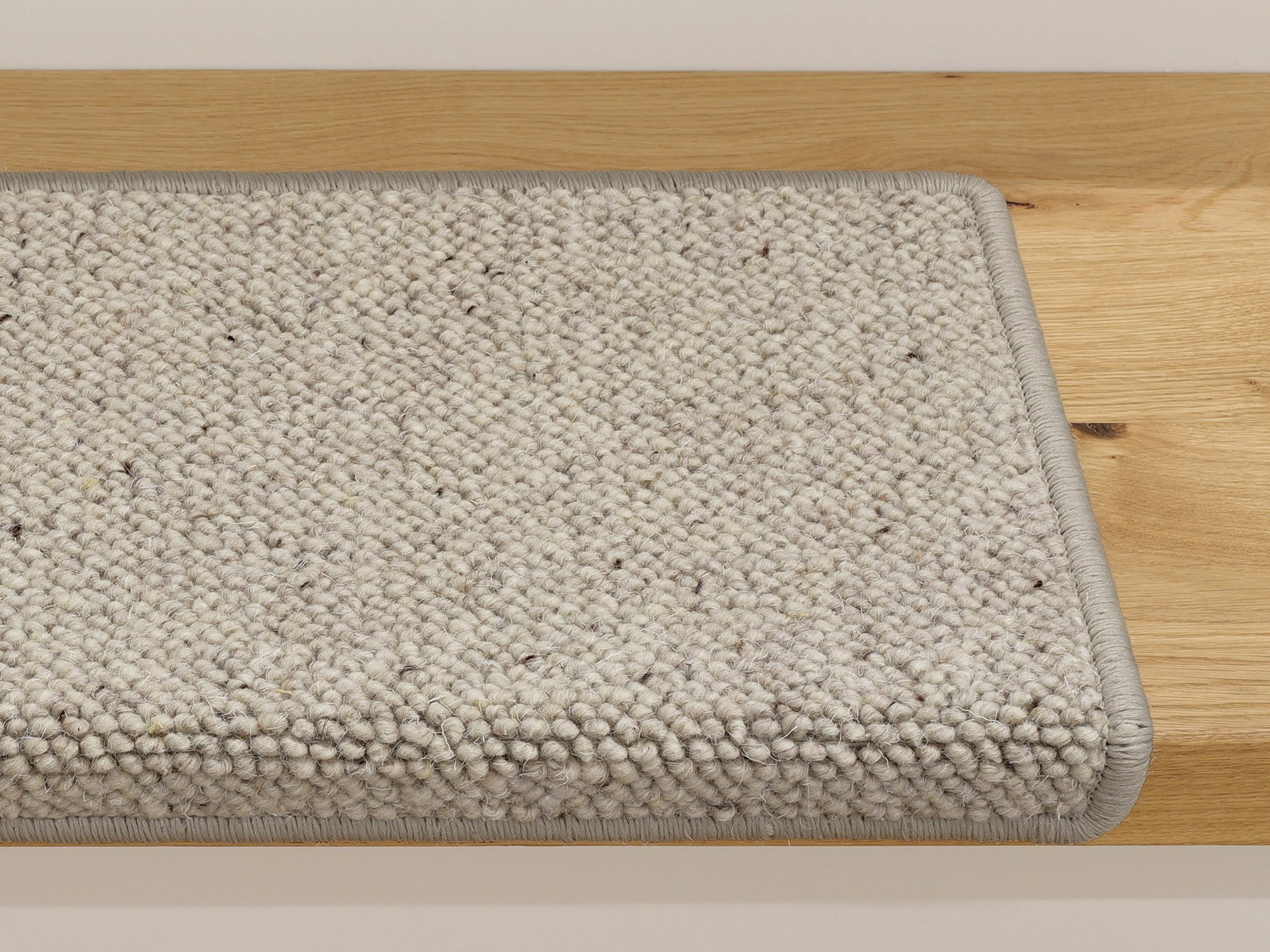 Ruxedo-Tarfaya-Wolle-Stufenmatte-Kettel-light-greySTBE_stufe-kettel