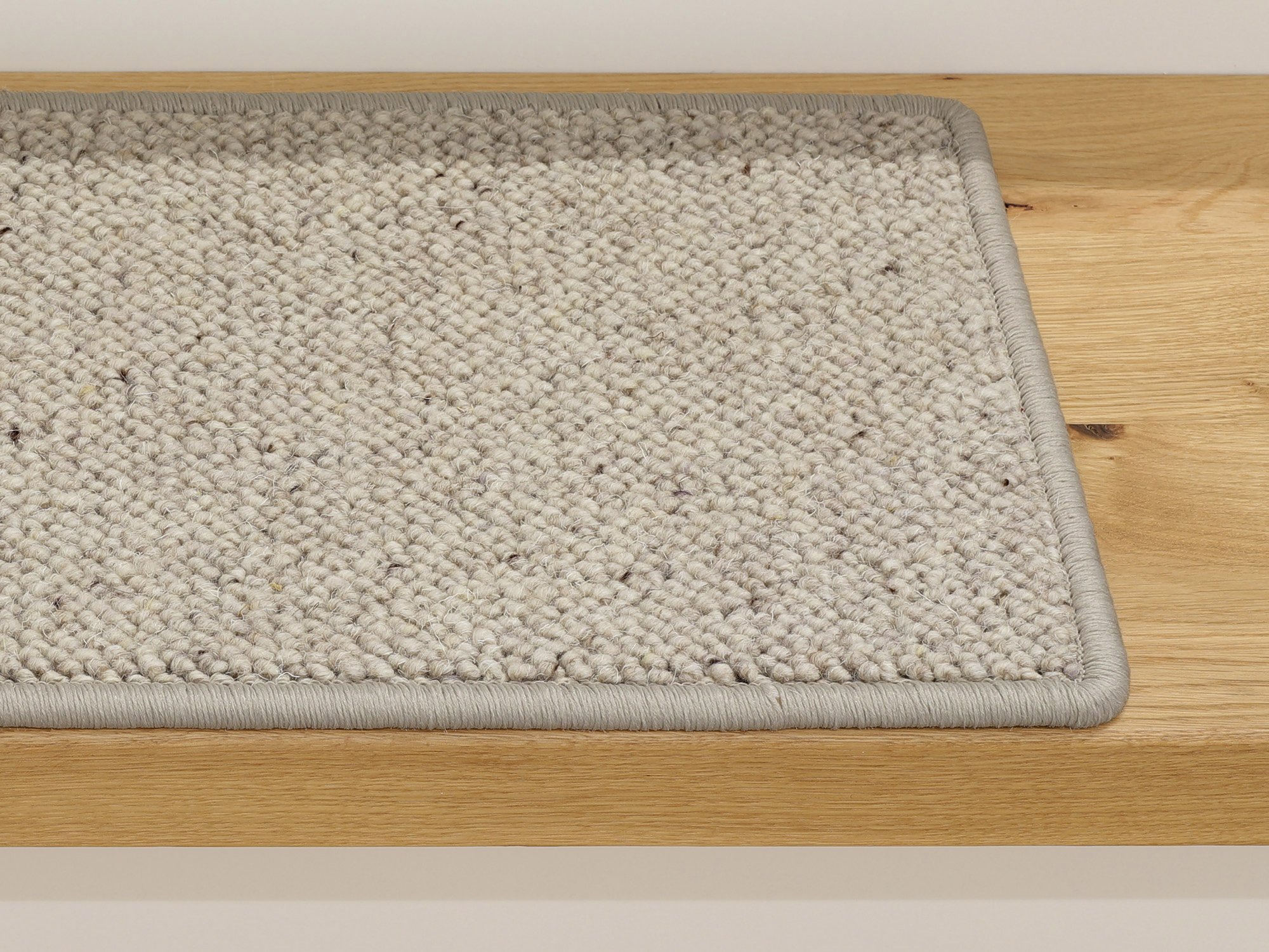 Ruxedo-Tarfaya-Wolle-Stufenmatte-Kettel-light-greySTOBE_stufe-kettel