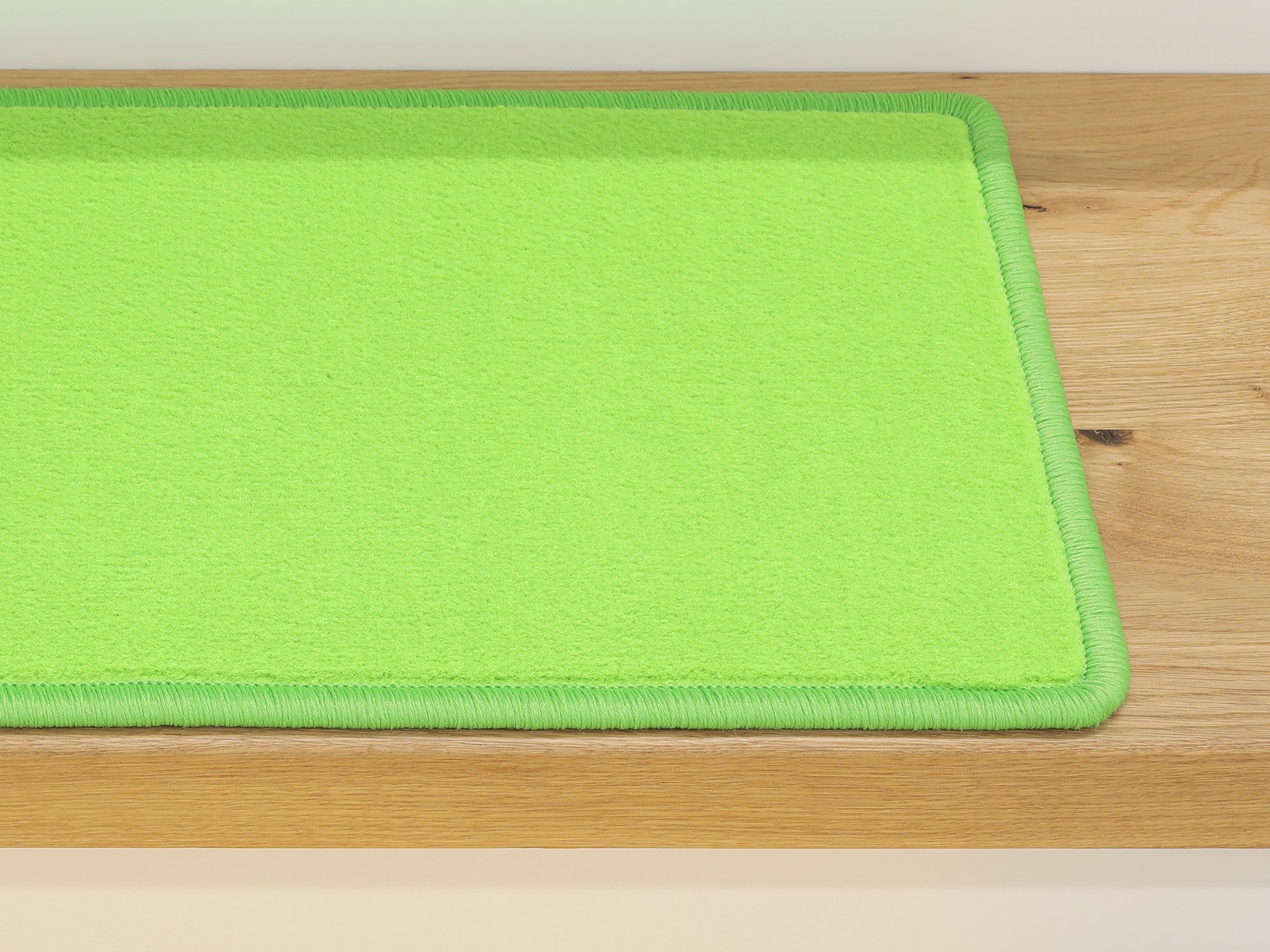 Ruxedo-Rouven-Velours-Stufenmatte-Kettel-greenSTOBE_stufe-kettel