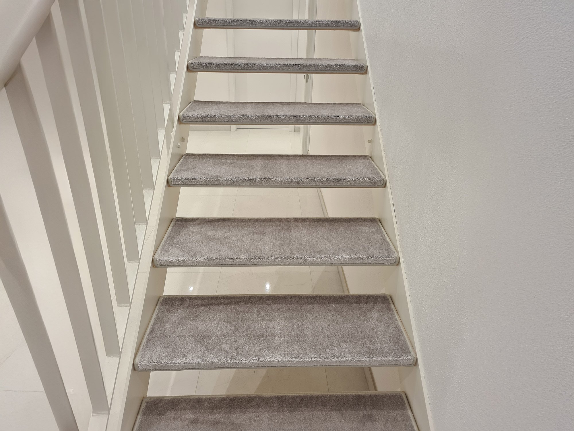 Rectangular stair treads rugs