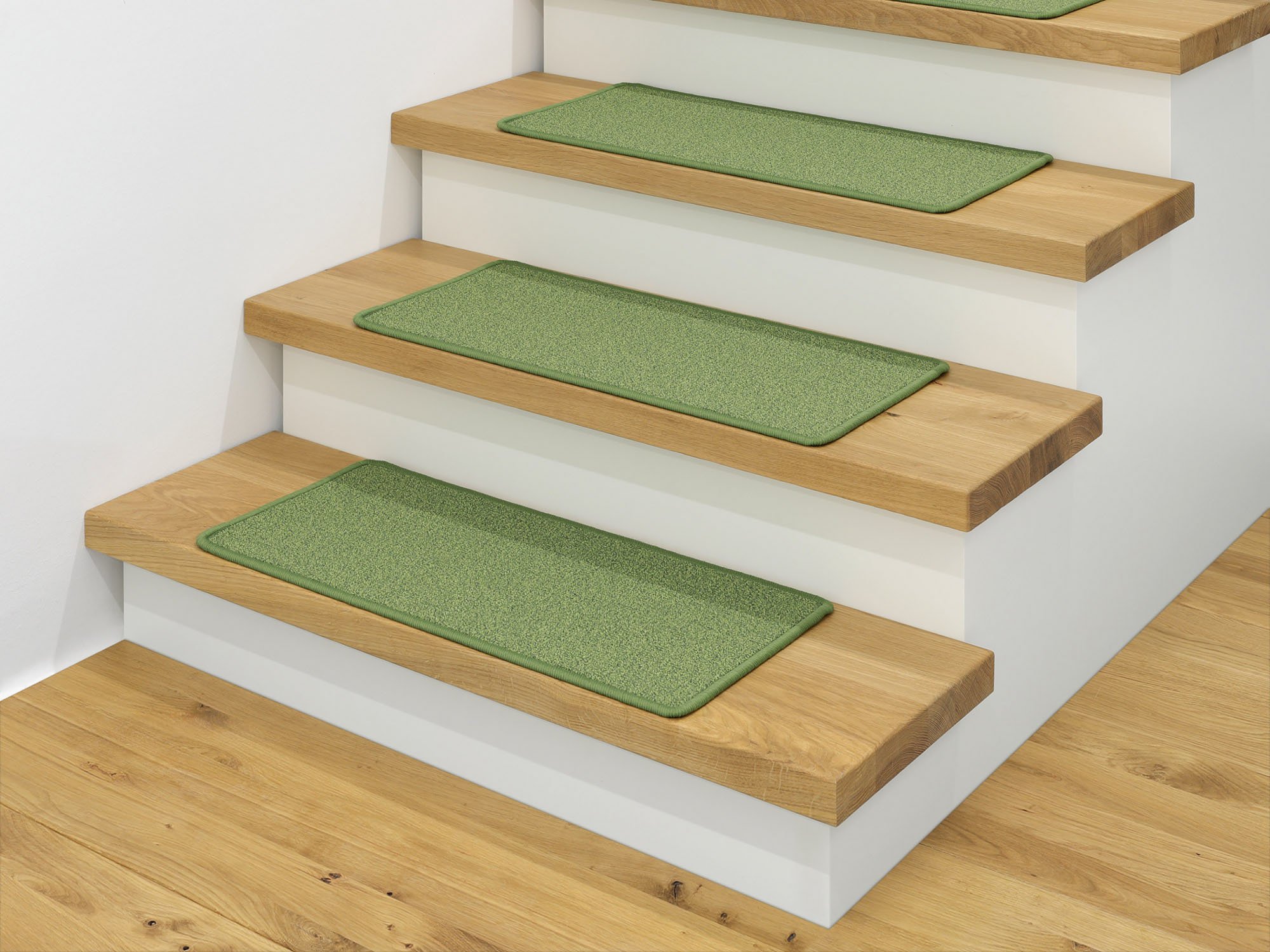 Ruxedo-Anteo-Kurzflor-Stufenmatte-Kettel-greenSTOB_stufe-kettel