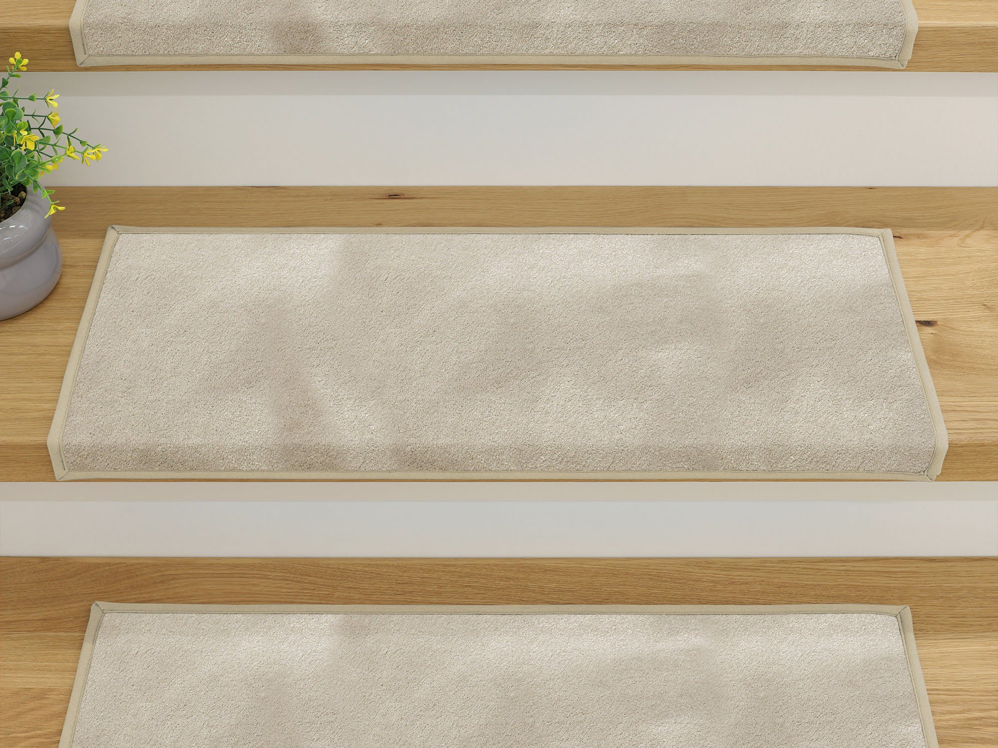 Ruxedo-Cecilia-Velours-Stufenmatte-Paspel-hermelinSTBC_stufe-paspel