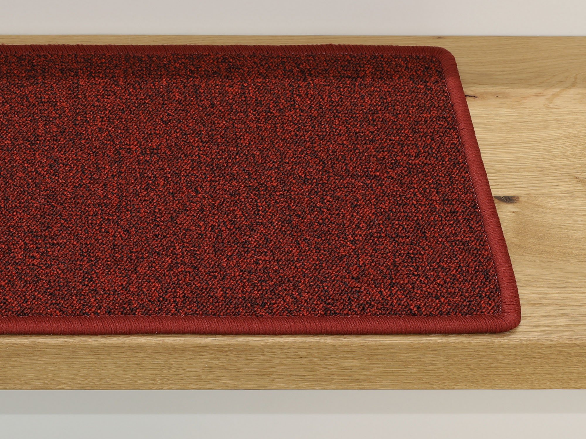 Ruxedo-Anteo-Kurzflor-Stufenmatte-Kettel-redSTOBE_stufe-kettel