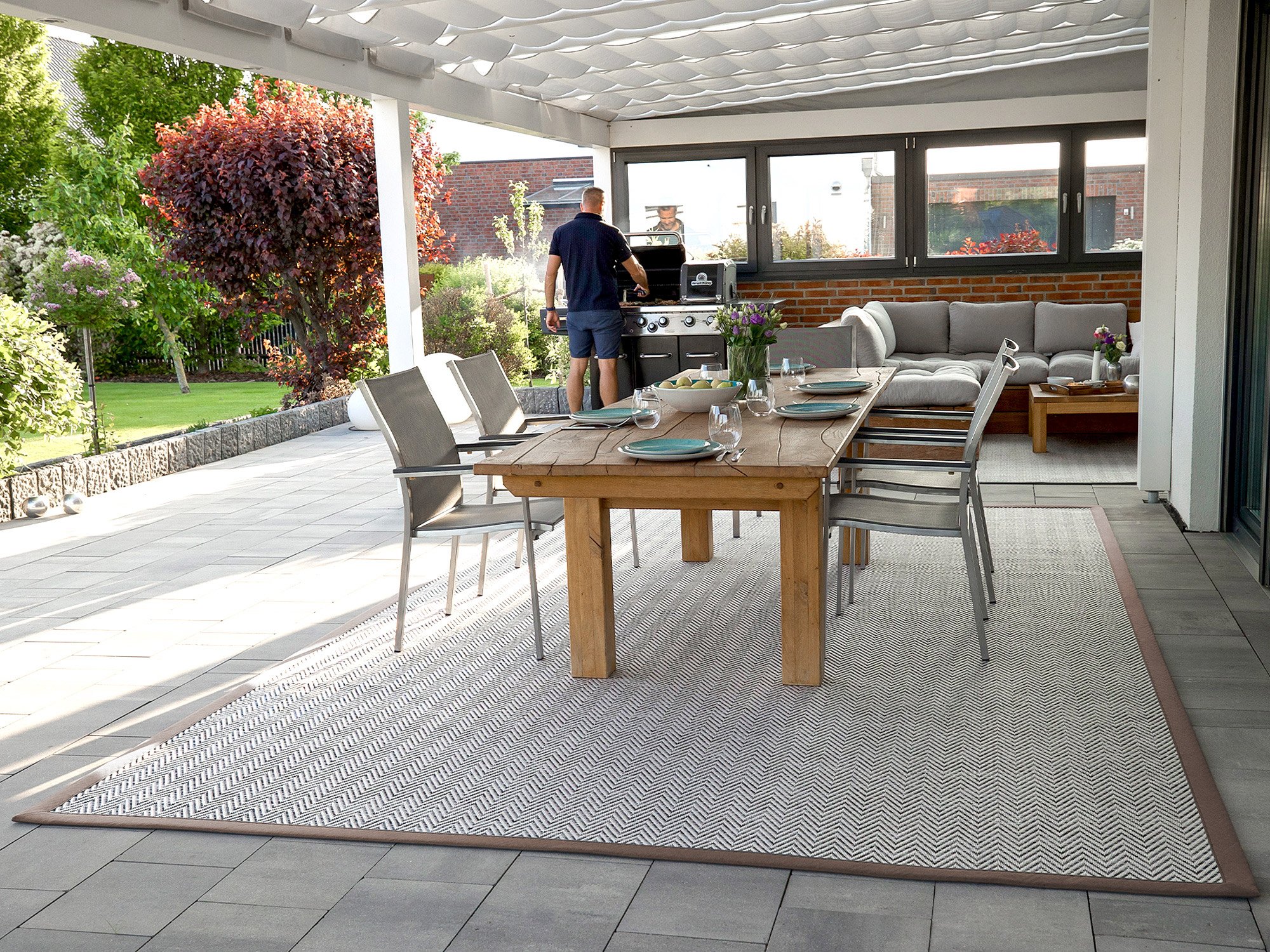 Grillen auf der Terrasse von Claas