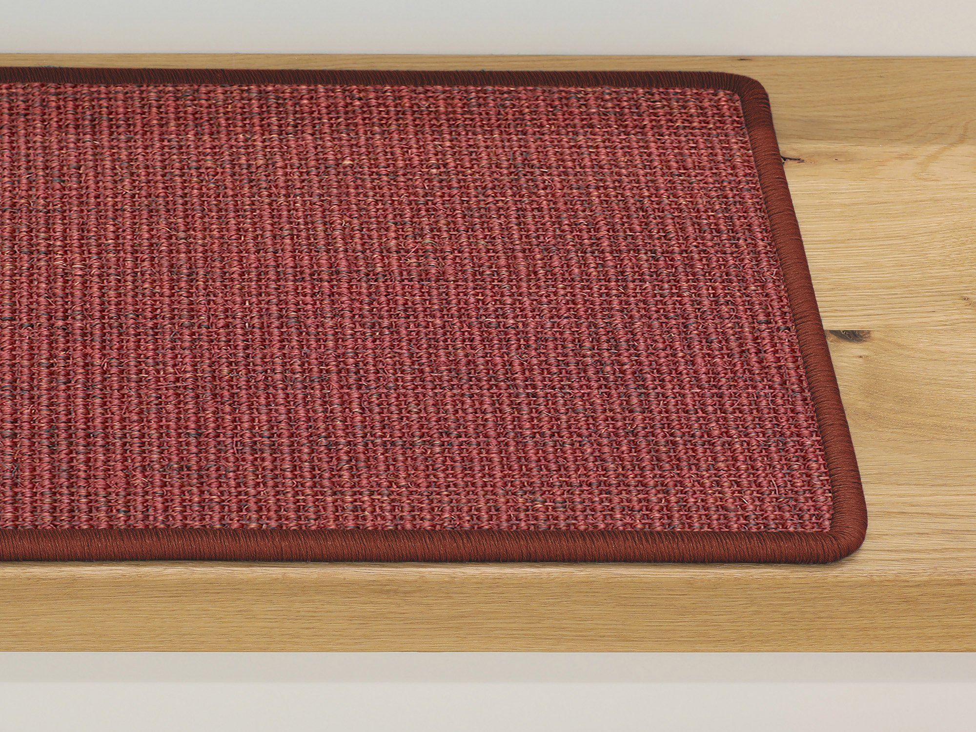 Ruxedo-Murcia-Sisal-Stufenmatte-Kettel-rubinSTOBE_stufe-kettel