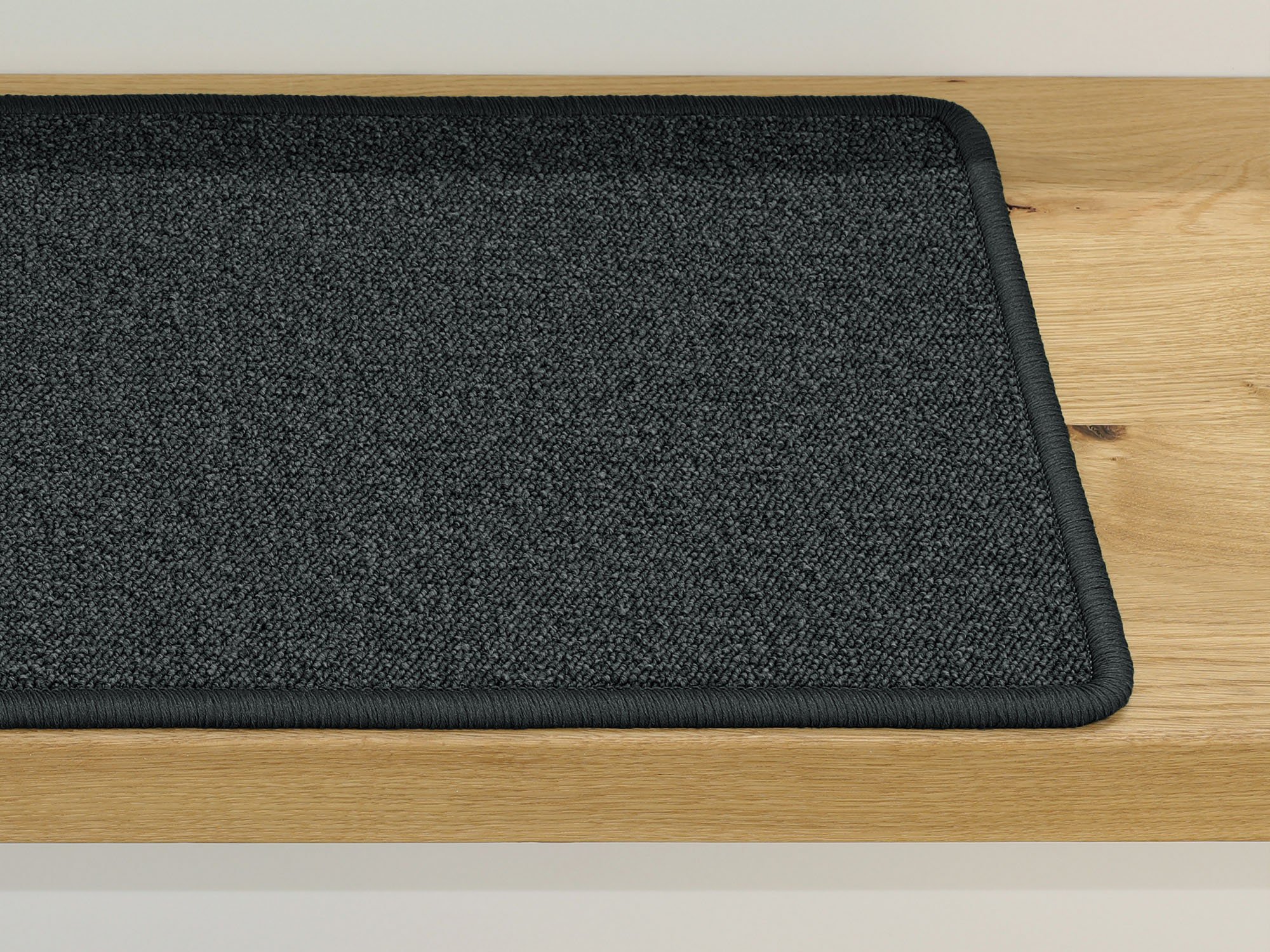 Ruxedo-Anteo-Kurzflor-Stufenmatte-Kettel-blackSTOBE_stufe-kettel