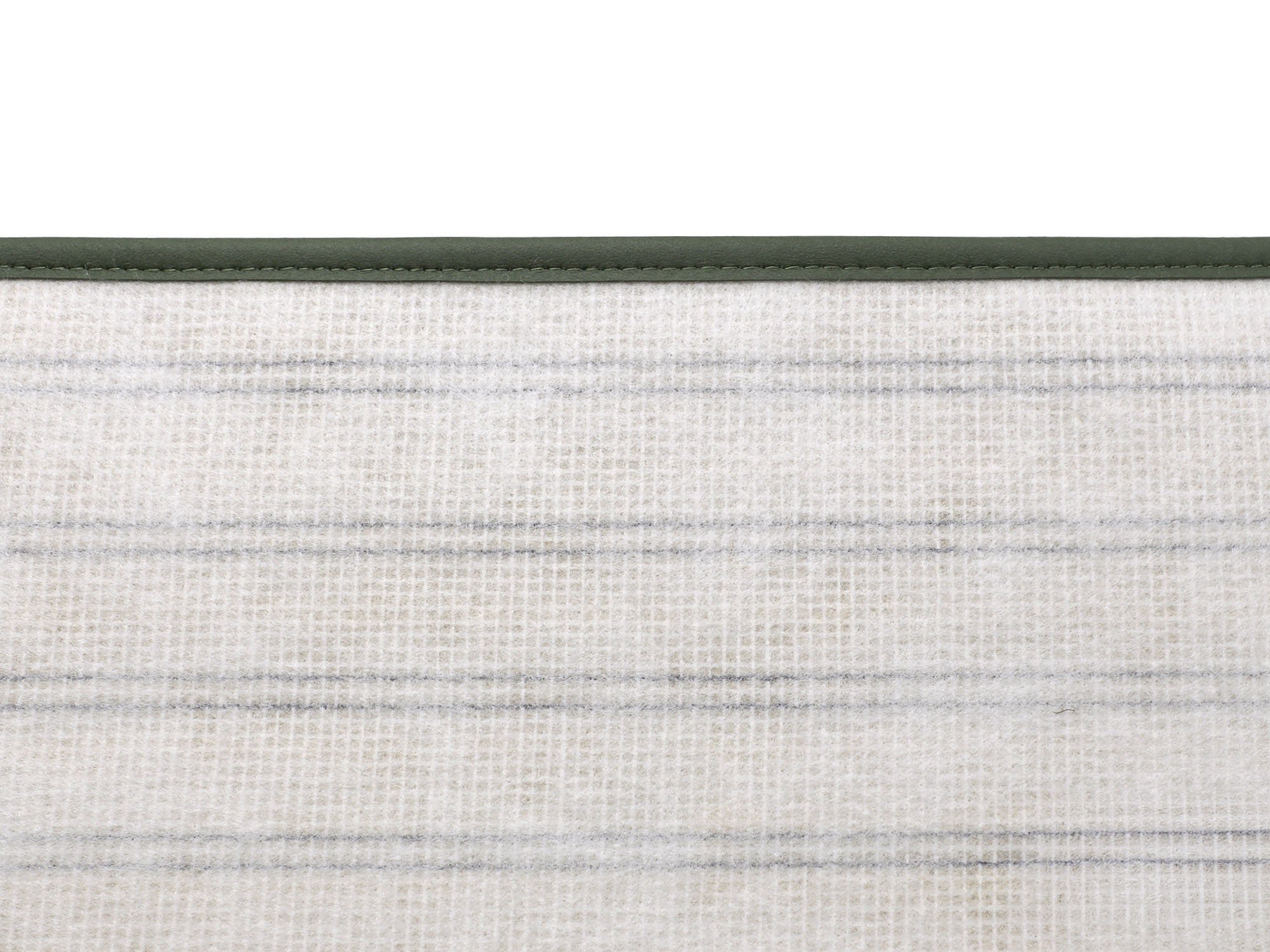Ruxedo-Brienne-Hochflor-Paspelteppich-greenF_paspel
