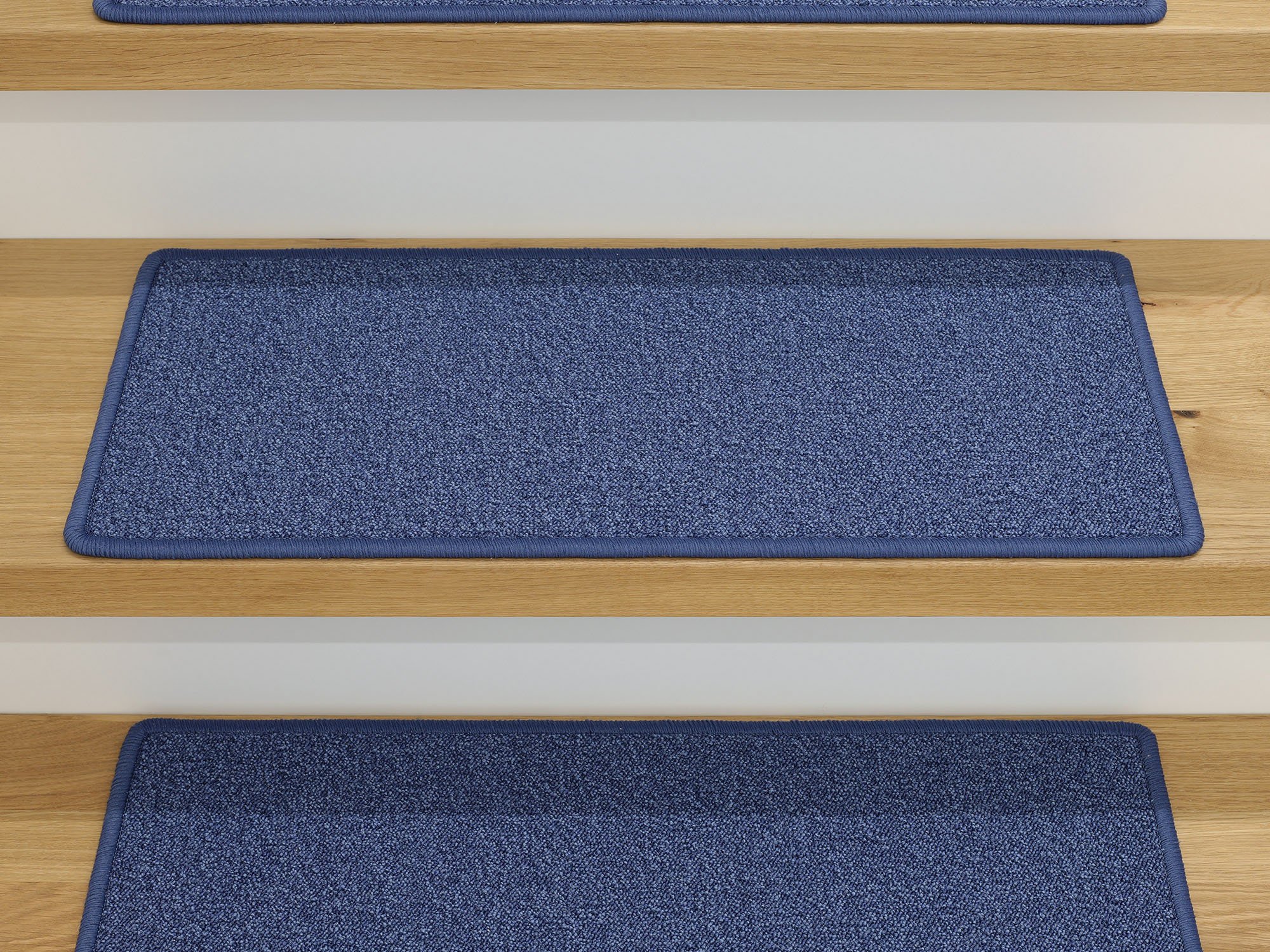 Ruxedo-Anteo-Kurzflor-Stufenmatte-Kettel-light-blueSTOBC_stufe-kettel