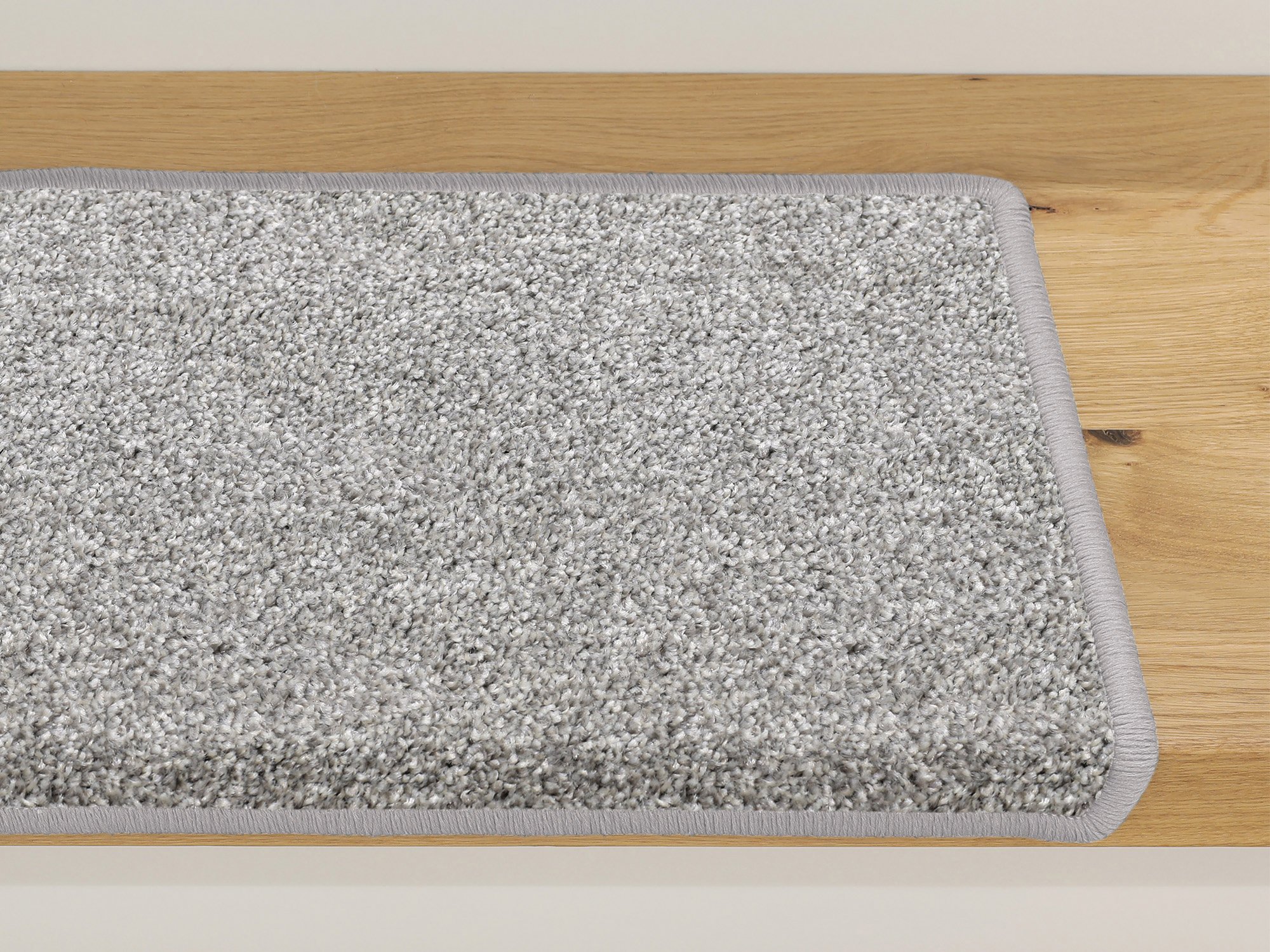 Ruxedo-Lenny-Kurzflor-Stufenmatte-Kettel-silver-grey-STBE_stufe-kettel