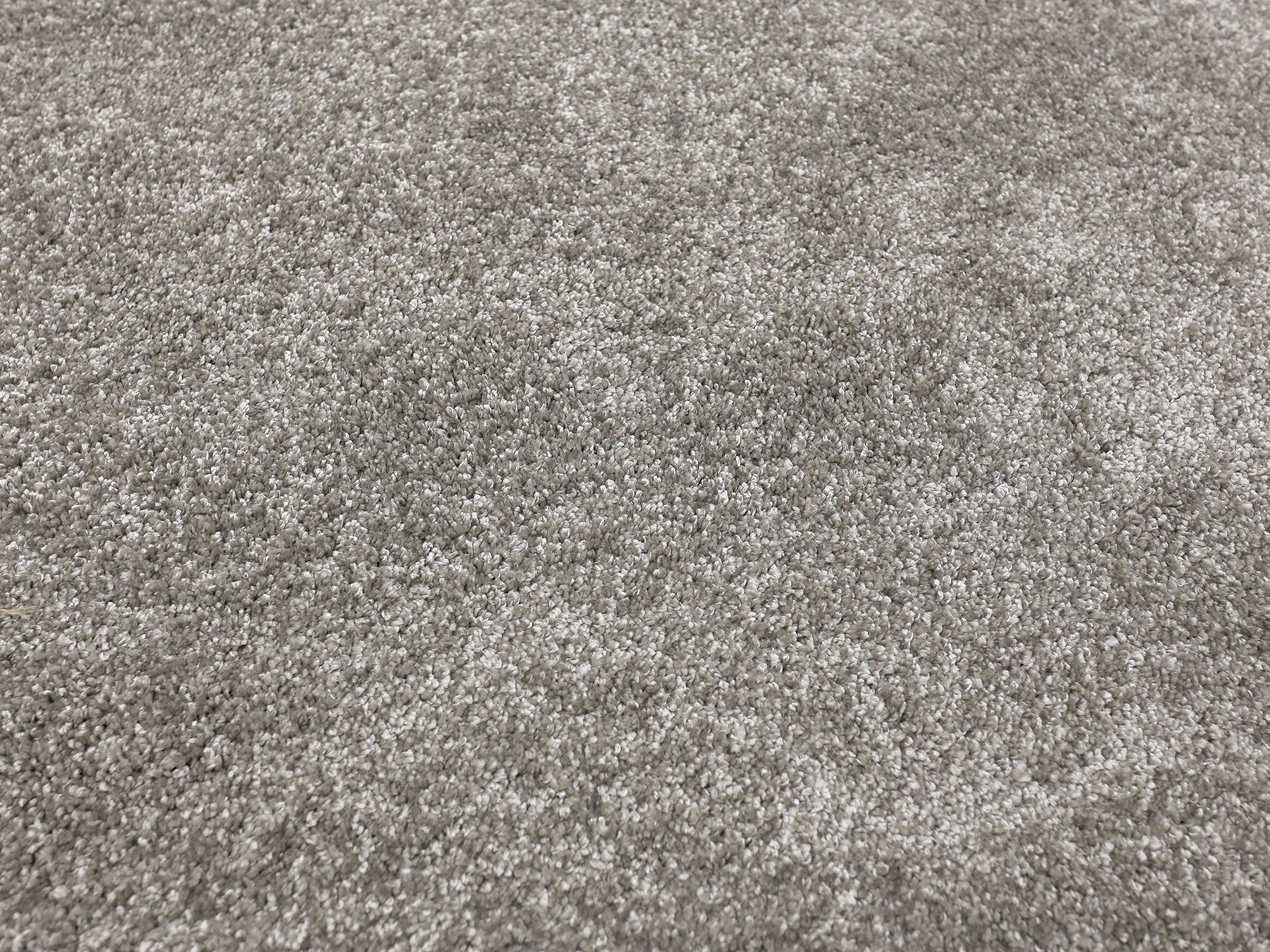 Ruxedo-Liora-Hochflor-Paspelteppich-stoneB_paspel