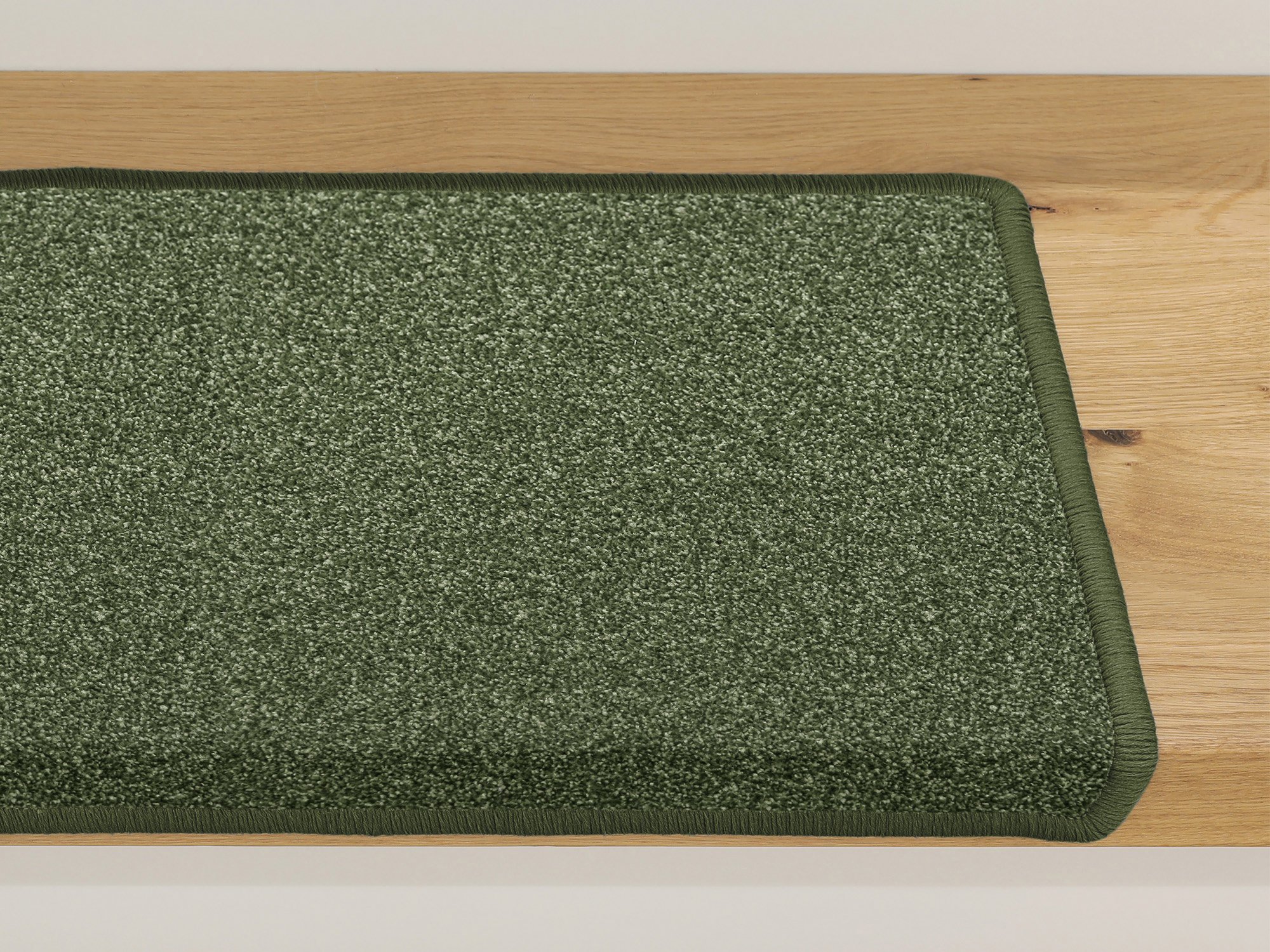 Ruxedo-Mauro-Work-Relax-Velours-Stufenmatte-Kettel-greenSTBE_stufe-kettel